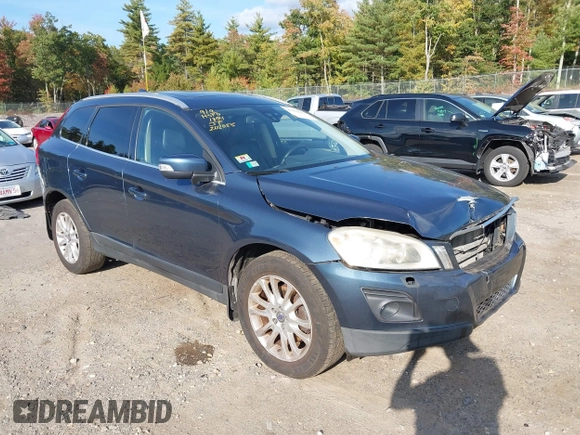 2010 Volvo XC60 3.0T with VIN YV4992DZ4A2031854, listed as a IAAI auction lot 40460242 with 199,758 mi miles. Bid and sale history available at carsss.com. Image 1.