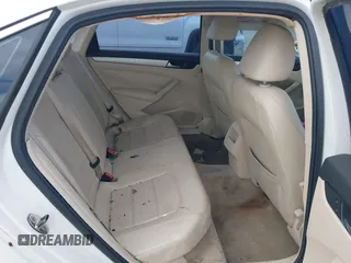 2012 Volkswagen Passat SE с VIN 1VWBH7A38CC028566, выставлен на аукционе IAAI как лот 41488709 с пробегом 140 197 миль миль и . История ставок и продаж доступна на DreamBid. Изображение 8.