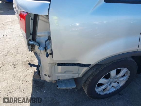 2013 Kia Sorento LX with VIN 5XYKT4A6XDG356336, listed as a IAAI auction lot 42503679 with 236,752 mi miles and . Bid and sale history available at DreamBid. Image 19.