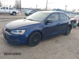 2011 Volkswagen Jetta SE with VIN 3VWDX7AJ6BM395036, listed as a IAAI auction lot 41221262 with 136,646 mi miles and . Bid and sale history available at DreamBid. Image 2.