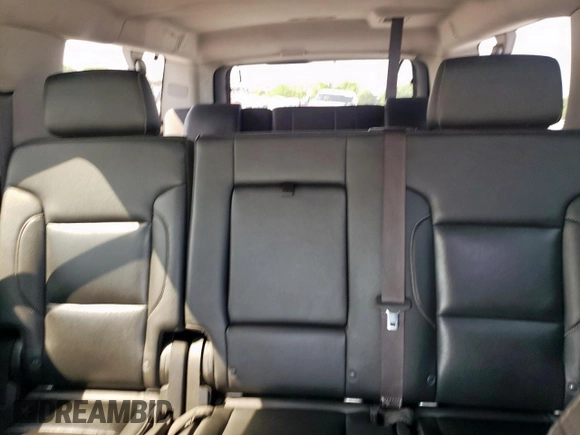 2017 GMC Yukon XL SLT z VIN 1GKS2GKC5HR192501, wystawiony jako Copart lot #52817985 z przebiegiem 320 100 mil mil oraz Czysty tytuł • Clean title. Historia ofert i sprzedaży dostępna na DreamBid. Obrazek 10.