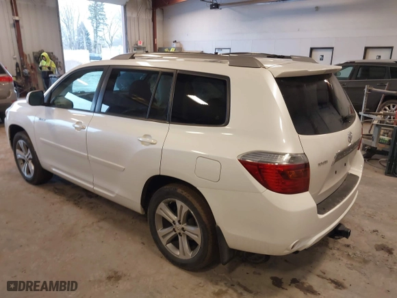 2008 Toyota Highlander Sport with VIN JTEDS43A282061403, listed as a IAAI auction lot 41718824 with 168,104 mi miles. Bid and sale history available at carsss.com. Image 3.