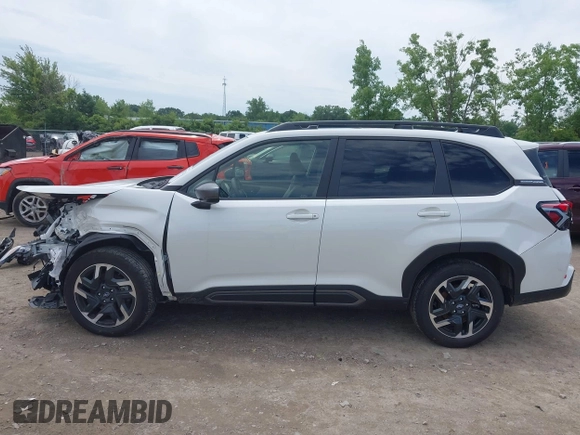 2025 Subaru Forester Limited z VIN JF2SLDRC1SH466790, wystawiony jako IAAI lot #42580221 z przebiegiem 4 094 mil mil oraz . Historia ofert i sprzedaży dostępna na DreamBid. Obrazek 15.