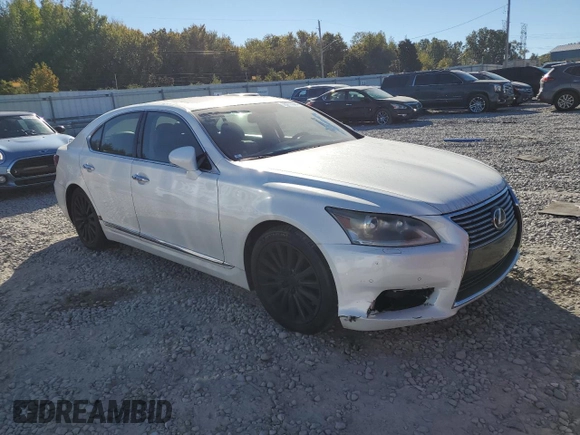 2013 Lexus LS 460 z VIN JTHBL5EF8D5123255, wystawiony jako Copart lot #76777644 z przebiegiem Nie podano mil oraz Szkoda całkowita • Salvage title. Historia ofert i sprzedaży dostępna na DreamBid. Obrazek 4.