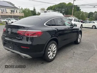 2021 Mercedes-Benz GLC 300 z VIN W1N0J8EB2MF904451, wystawiony jako Copart lot #57702365 z przebiegiem 117 769 mil mil oraz Czysty tytuł • Clean title. Historia ofert i sprzedaży dostępna na DreamBid. Obrazek 4.