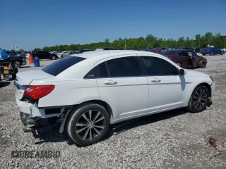 2014 Chrysler 200 Limited with VIN 1C3CCBCG8EN158805, listed as a Copart auction lot 52143465 with 155,445 mi miles and Salvage Title. Bid and sale history available at carsss.com. Image 3.