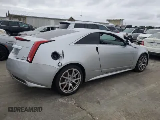 2011 Cadillac CTS-V z VIN 1G6DV1EP4B0100008, wystawiony jako Copart lot #75086454 z przebiegiem Nie podano mil oraz Szkody całkowita. Historia ofert i sprzedaży dostępna na DreamBid. Obrazek 3.