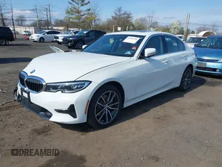 2020 BMW 3 Series 330i xDrive with VIN 3MW5R7J08L8B09946, listed as a IAAI auction lot 41989250 with 33,921 mi miles and . Bid and sale history available at DreamBid. Image 17.