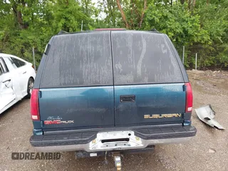 1995 GMC Suburban with VIN 1GDFK16K8SJ741041, listed as a IAAI auction lot 42315676 with 159,312 mi miles and . Bid and sale history available at DreamBid. Image 16.