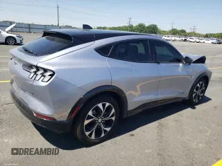 2022 Ford Mustang Mach-E Premium with VIN 3FMTK3SU4NMA11494, listed as a Copart auction lot 61605875 with 23,879 mi miles and Salvage title. Bid and sale history available at DreamBid. Image 3.