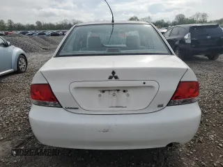 2005 Mitsubishi Lancer ES z VIN JA3AJ26EX5U042545, wystawiony jako Copart lot #54561325 z przebiegiem 194 289 mil mil oraz Szkoda całkowita • Salvage title. Historia ofert i sprzedaży dostępna na DreamBid. Obrazek 6.
