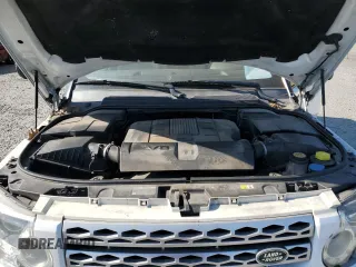 2011 Land Rover LR4 Lux with VIN SALAK2D49BA551976, listed as a Copart auction lot 55651555 with 131,335 mi miles and Clean Title. Bid and sale history available at DreamBid. Image 12.