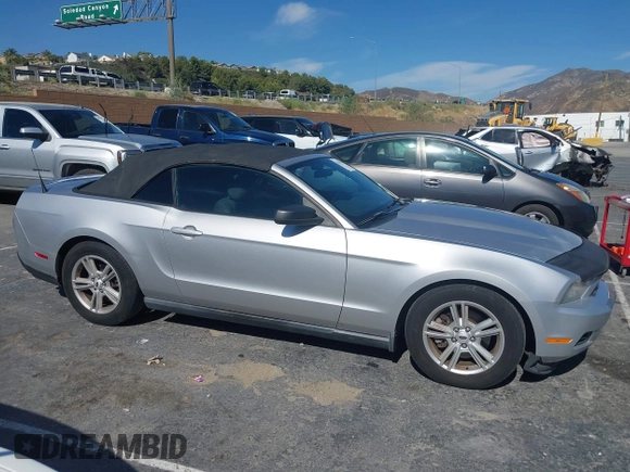 2012 Ford Mustang V6 с VIN 1ZVBP8EM7C5254467, выставлен на аукционе IAAI как лот 42683924 с пробегом 158 382 миль миль и . История ставок и продаж доступна на DreamBid. Изображение 13.