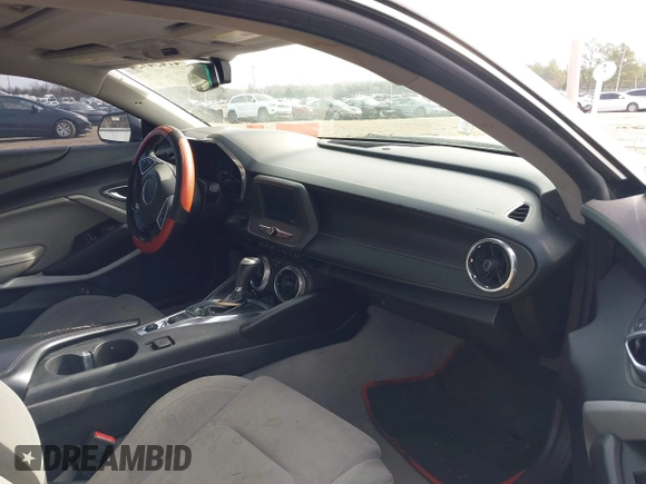 2018 Chevrolet Camaro 1LT with VIN 1G1FB1RS9J0168910, listed as a IAAI auction lot 41454954 with 157,321 mi miles. Bid and sale history available at carsss.com. Image 5.