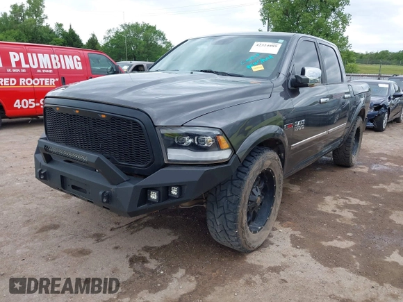 2016 Ram 1500 Laramie z VIN 1C6RR7NM3GS250971, wystawiony jako IAAI lot #42324889 z przebiegiem 120 540 mil mil oraz . Historia ofert i sprzedaży dostępna na DreamBid. Obrazek 2.