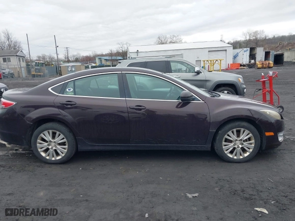 2010 Mazda Mazda6 i Touring Plus with VIN 1YVHZ8CH1A5M45421, listed as a IAAI auction lot 41983679 with 209,975 mi miles. Bid and sale history available at carsss.com. Image 13.