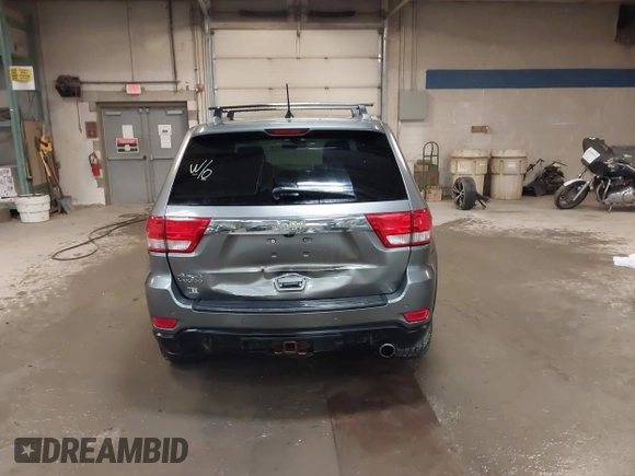 2011 Jeep Grand Cherokee Laredo with VIN 1J4RR4GG7BC578079, listed as a IAAI auction lot 42491750 with 197,581 mi miles and . Bid and sale history available at DreamBid. Image 17.