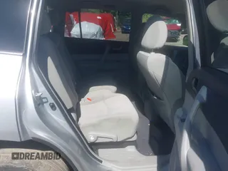 2011 Toyota Highlander z VIN 5TDBK3EHXBS050777, wystawiony jako IAAI lot #42305251 z przebiegiem Nie podano mil oraz . Historia ofert i sprzedaży dostępna na DreamBid. Obrazek 8.