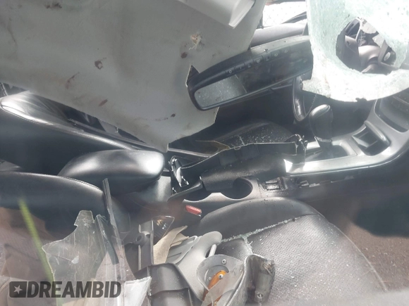 2015 Nissan Sentra SR with VIN 3N1AB7AP1FY352668, listed as a IAAI auction lot 41769834 with Not Provided miles and . Bid and sale history available at DreamBid. Image 5.