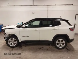 2019 Jeep Compass Latitude with VIN 3C4NJDBB0KT834607, listed as a IAAI auction lot 41932794 with 74,694 mi miles. Bid and sale history available at carsss.com. Image 15.