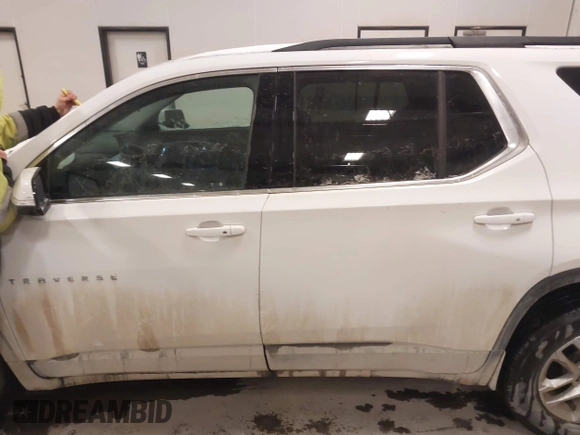 2020 Chevrolet Traverse LT Cloth z VIN 1GNERGKWXLJ263981, wystawiony jako IAAI lot #41606187 z przebiegiem 65 134 mil mil oraz . Historia ofert i sprzedaży dostępna na DreamBid. Obrazek 14.