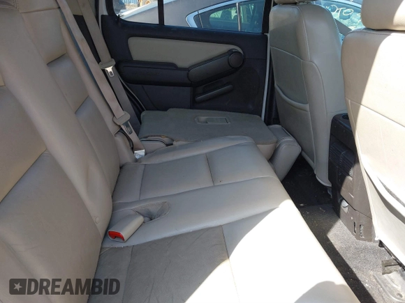 2008 Ford Explorer XLT with VIN 1FMEU73E98UB32619, listed as a IAAI auction lot 41799248 with Not provided miles and . Bid and sale history available at DreamBid. Image 8.