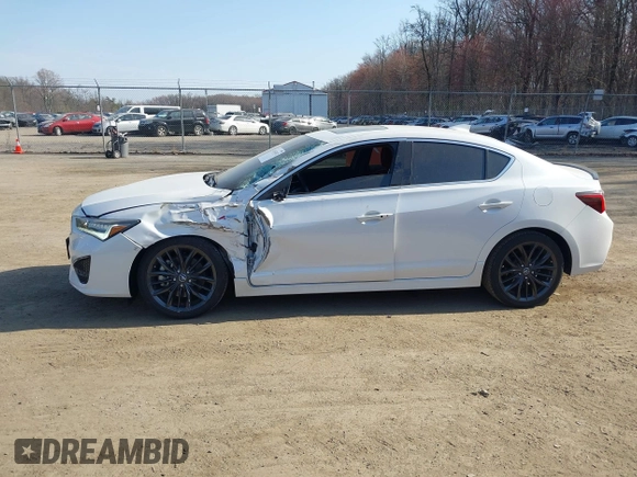 2022 Acura ILX w/Premium/A-Spec Package with VIN 19UDE2F83NA008673, listed as a IAAI auction lot 41853032 with 13,062 mi miles. Bid and sale history available at carsss.com. Image 14.