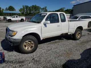 2001 Toyota Tacoma with VIN 5TEWM72N21Z787535, listed as a Copart auction lot 55920935 with 324,732 mi miles and Clean title. Bid and sale history available at DreamBid. Image 1.