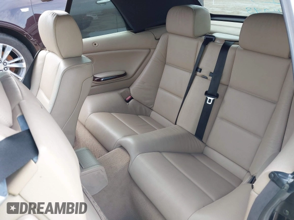 2004 BMW 3 Series 325Ci with VIN WBABW33414PL25483, listed as a IAAI auction lot 40604293 with 1 mi miles. Bid and sale history available at carsss.com. Image 8.
