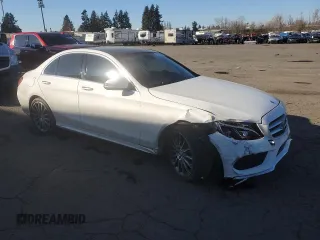 2015 Mercedes-Benz C-Class C 400 with VIN 55SWF6GB7FU034819, listed as a Copart auction lot 89210625 with 71,930 mi miles and Salvage Title. Bid and sale history available at carsss.com. Image 4.