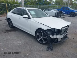 2024 Mercedes-Benz C 300 z VIN W1KAF4GB2RR227724, wystawiony jako IAAI lot #41054118 z przebiegiem 969 mil mil oraz . Historia ofert i sprzedaży dostępna na DreamBid. Obrazek 1.