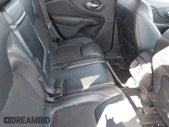 2015 Jeep Cherokee Trailhawk с VIN 1C4PJMBS2FW500538, выставлен на аукционе IAAI как лот 42000591 с пробегом 163 035 миль миль и . История ставок и продаж доступна на DreamBid. Изображение 8.