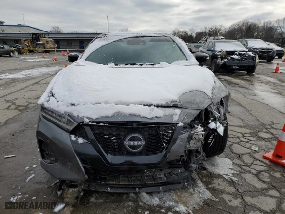 2023 Nissan Maxima SR with VIN 1N4AA6EV4PC513887, listed as a Copart auction lot 45767395 with 17,741 mi miles and Salvage Title. Bid and sale history available at carsss.com. Image 5.