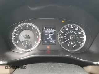 2019 Hyundai Santa Fe SE with VIN 5NMS2CADXKH003674, listed as a Copart auction lot 51977755 with 97,735 mi miles and Salvage Title. Bid and sale history available at carsss.com. Image 9.