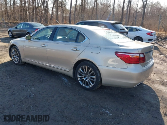 2011 Lexus LS 460 L with VIN JTHGL5EF1B5041922, listed as a IAAI auction lot 41882811 with 201,877 mi miles and . Bid and sale history available at DreamBid. Image 3.