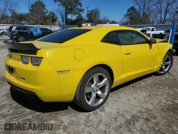 2010 Chevrolet Camaro 2SS z VIN 2G1FT1EWXA9146054, wystawiony jako Copart lot #49577615 z przebiegiem 123 614 mil mil oraz Szkody całkowita. Historia ofert i sprzedaży dostępna na DreamBid. Obrazek 3.