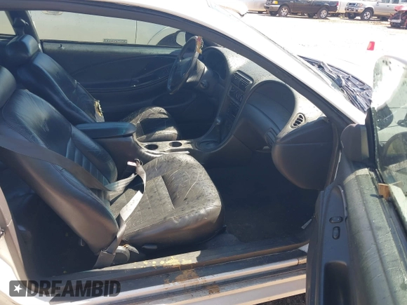 2002 Ford Mustang GT Deluxe with VIN 1FAFP42X22F128673, listed as a IAAI auction lot 41897080 with 137,379 mi miles. Bid and sale history available at carsss.com. Image 5.