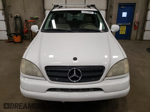 2001 Mercedes-Benz M 320/430/500 with VIN 4JGAB72E51A222489, listed as a Copart auction lot 51674925 with 226,108 mi miles and Clean title. Bid and sale history available at DreamBid. Image 5.