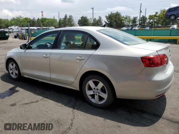 2011 Volkswagen Jetta TDI с VIN 3VWLL7AJ0BM065075, выставлен на аукционе Copart как лот 59588385 с пробегом 185 913 миль миль и Чистый • Clean title. История ставок и продаж доступна на DreamBid. Изображение 2.