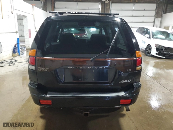 2002 Mitsubishi Montero Sport ES with VIN JA4MT21H22P004810, listed as a Copart auction lot 42633275 with 195269 miles and Clean Title. Bid and sale history available at carsss.com. Image 6.
