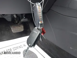 2022 Kia Forte LXS z VIN 3KPF24AD1NE500860, wystawiony jako IAAI lot #42052343 z przebiegiem 57 302 mil mil oraz . Historia ofert i sprzedaży dostępna na DreamBid. Obrazek 11.