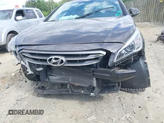 2016 Hyundai Sonata Sport z VIN 5NPE34AF0GH424329, wystawiony jako IAAI lot #42312730 z przebiegiem 20 858 mil mil oraz . Historia ofert i sprzedaży dostępna na DreamBid. Obrazek 6.