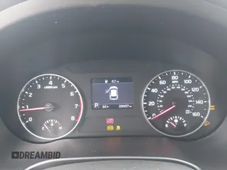 2021 Kia Seltos LX z VIN KNDEPCAA9M7076887, wystawiony jako IAAI lot #42346594 z przebiegiem 39 497 mil mil oraz . Historia ofert i sprzedaży dostępna na DreamBid. Obrazek 7.