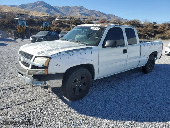 2003 Chevrolet Silverado 1500 Work Truck with VIN 2GCEC19X831130085, listed as a Copart auction lot 84295874 with 204,175 mi miles and Salvage Title. Bid and sale history available at carsss.com. Image 1.