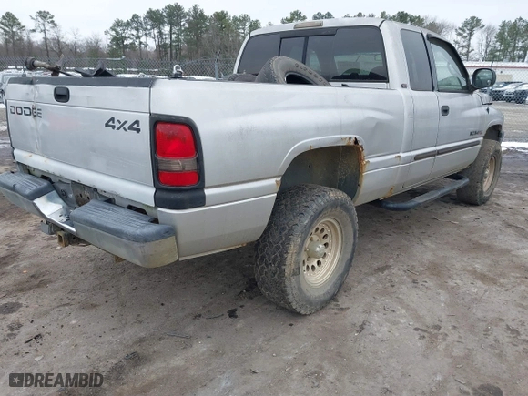 2001 Dodge Ram 1500 with VIN 3B7HF13Y01M516978, listed as a IAAI auction lot 41303914 with 185,361 mi miles. Bid and sale history available at carsss.com. Image 6.