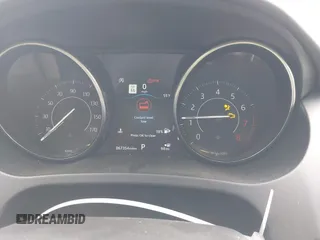 2019 Jaguar E-Pace S z VIN SADFJ2FX9K1Z43027, wystawiony jako IAAI lot #40888936 z przebiegiem 67 354 mil mil oraz . Historia ofert i sprzedaży dostępna na DreamBid. Obrazek 7.