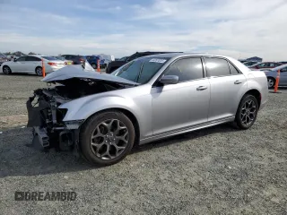 2018 Chrysler 300 with VIN 2C3CCAGG8JH300481, listed as a Copart auction lot 44997835 with 0 mi miles and Salvage Title. Bid and sale history available at carsss.com. Image 1.