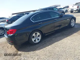 2011 BMW 5 Series 528i with VIN WBAFR1C59BC672733, listed as a IAAI auction lot 41777089 with 201,470 mi miles and . Bid and sale history available at carsss.com. Image 4.
