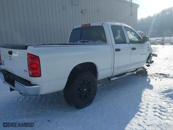 2007 Dodge Ram 1500 SLT with VIN 1D7HA18277S131376, listed as a IAAI auction lot 41330379 with NaN miles. Bid and sale history available at carsss.com. Image 4.