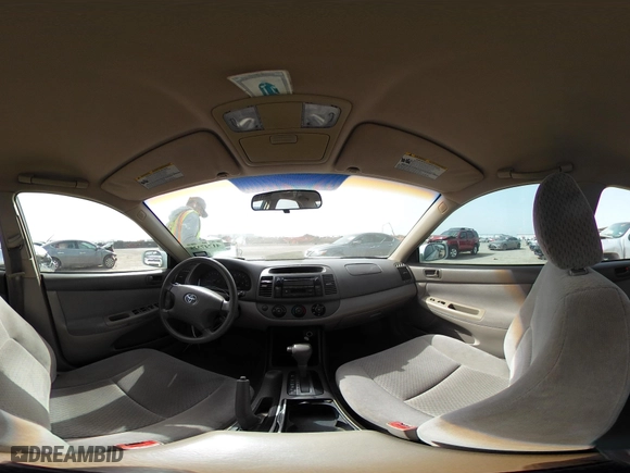 2004 Toyota Camry LE with VIN 4T1BE30K24U336188, listed as a IAAI auction lot 41747328 with 338,564 mi miles. Bid and sale history available at carsss.com. Image 18.